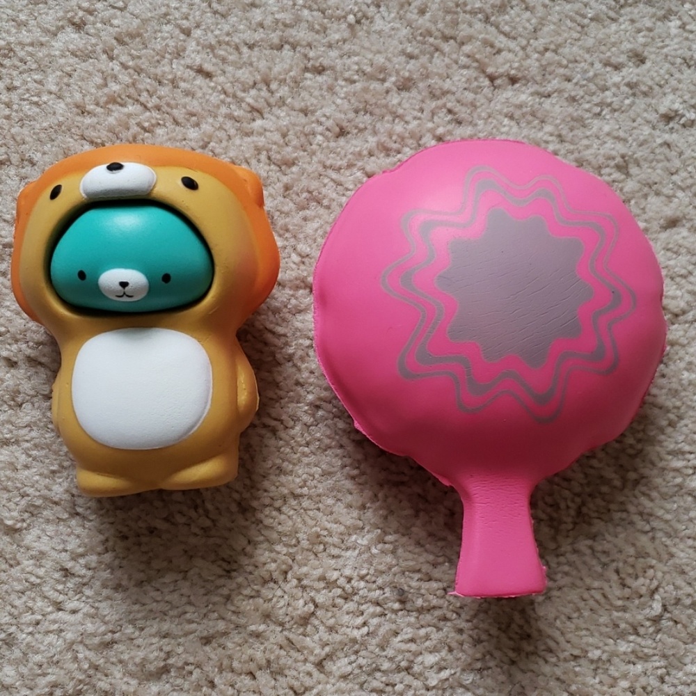 Like new! Squishy Teddy & whoopie cushion set - Picture 1 of 3